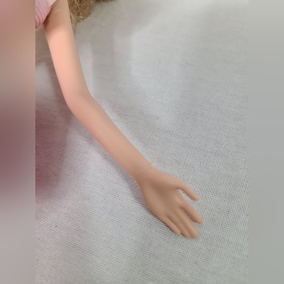 2006 Mattel~HILLARY DUFF BARBIE DOLL~Shopping Sisters Version - Picture 5 of 7